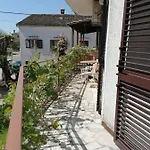 In With Balcony, Air Conditioning, Wifi, Washing Machine 4982-10 Daire *
